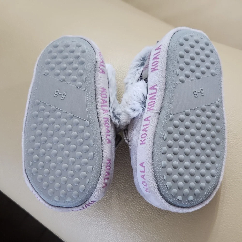 Girls’ Koala A-Line Indoor Slippers size 5 6 NWOT